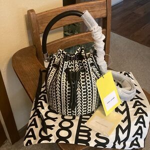 Marc Jacobs Lamb Leather Mini Bucket Crossbody Bag w/Dust Bag NWT